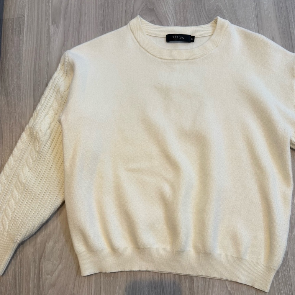 Zesica Cream Cable-Detail Crewneck Sweater